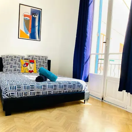 Apartment 2 Steps From Sea - Air Conditioning - 2 Bedrooms - Kitchen - Wifi - Tramway Nice