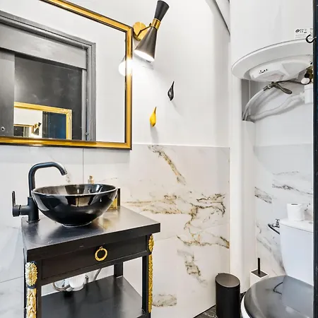 2 Steps From Sea - Air Conditioning - 2 Bedrooms - Kitchen - Wifi - Tramway Διαμέρισμα Νίκαια